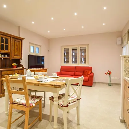 度假居 2 Bedroom Stunning In